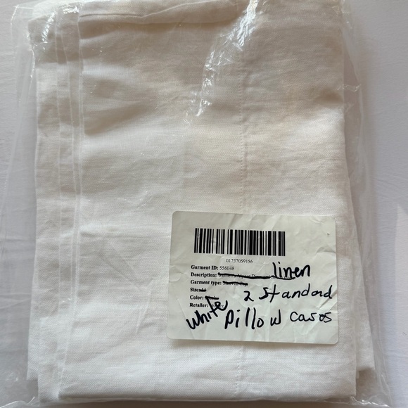QUINCE Classic White 100% Italian Linen Standard Pillowcase Set of 2 NWOT - Picture 4 of 4